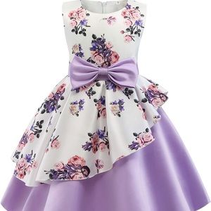 Girl’s flower dress